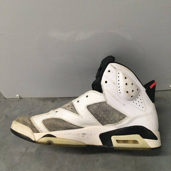 Nike Air Jordan 6 Retro Flight Nostalgia 2018 Mens size‎ 11  display picture 1